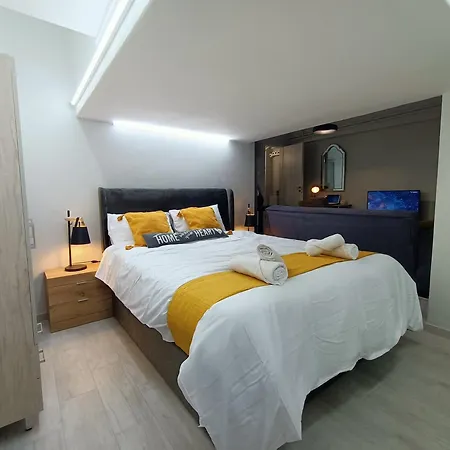 Urban Nest Apartment
